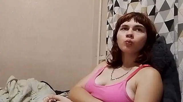 Онлайн чат XXX Mialivia