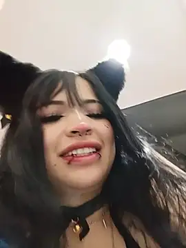 HannaRoussee's Live XXX Chat