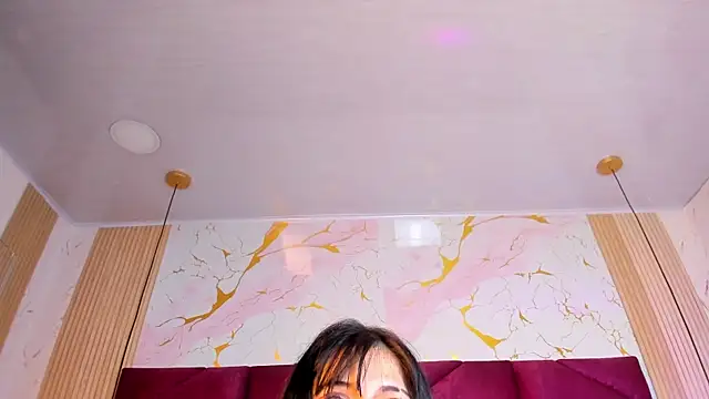 Chat +18 de HannaRoussee ao vivo