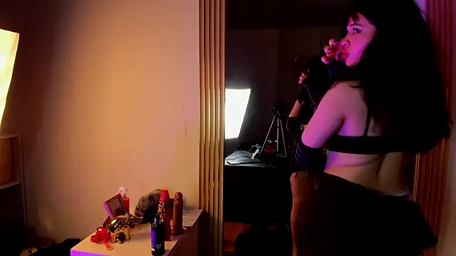 HannaRoussee 라이브 XXX 채팅