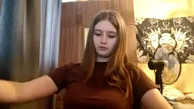 DanicaMazon Chat XXX live