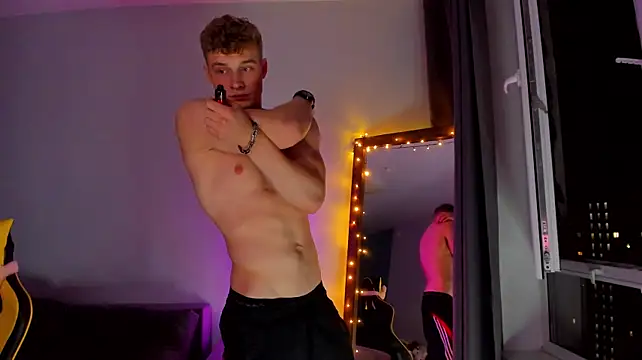 Show modela Kurt_hanssen na web-kameri