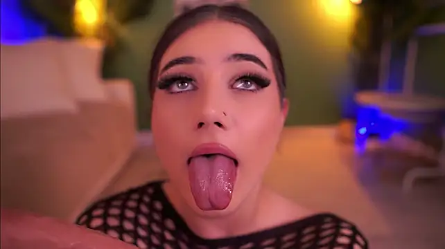 LexiSolene Pertunjukan Webcam
