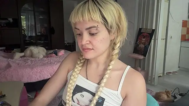Chat +18 de MagalyEssinger ao vivo