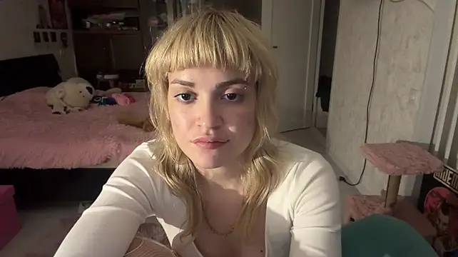Živý XXX chat MagalyEssinger