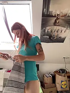 LeylaSquirtyBirty's Webcam Show