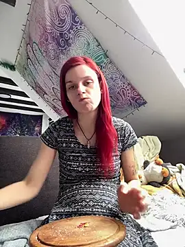 LeylaSquirtyBirty Webcamshow