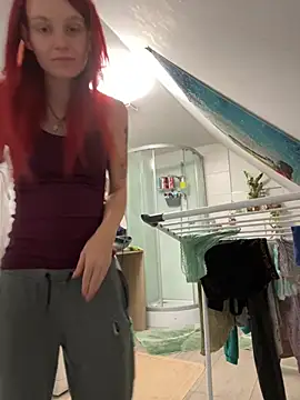 LeylaSquirtyBirty webcam show