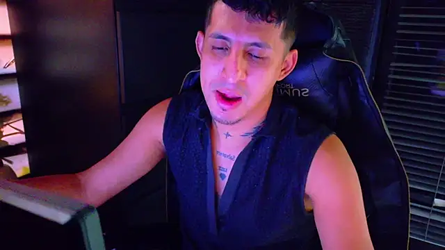 kenil_salvadorr webkamerás műsora