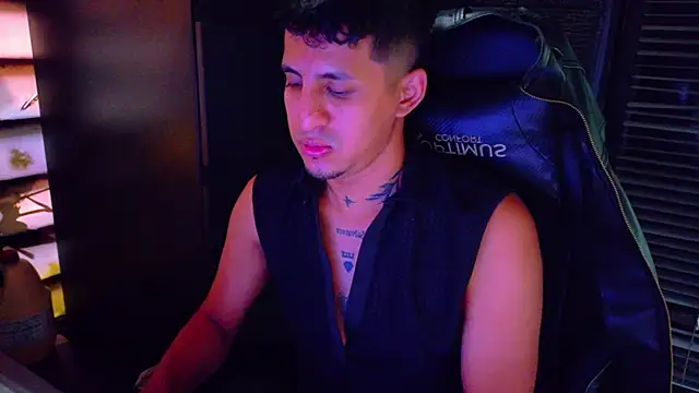 kenil_salvadorr Webcam show