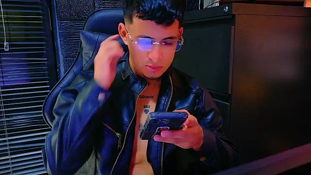 Show de webcam de kenil_salvadorr