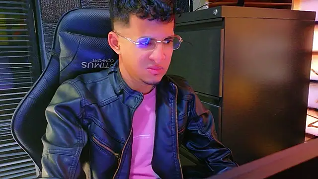 Show de kenil_salvadorr na webcam