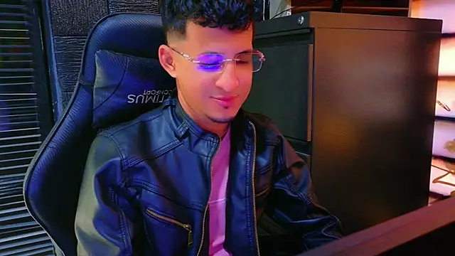 Show de kenil_salvadorr na webcam