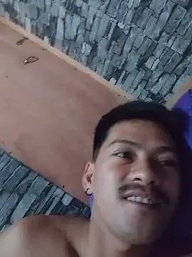 BoyNextWindow Pertunjukan Webcam