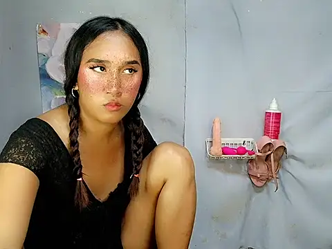 Lesly_More 网络视讯表演