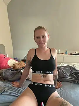 sexyopheliiaa Webcamshow