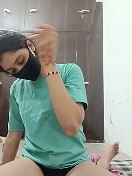 hot_muskan5 Show in webcam