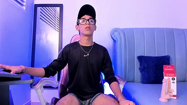 TwinkJoeyn Webbikameraesitys