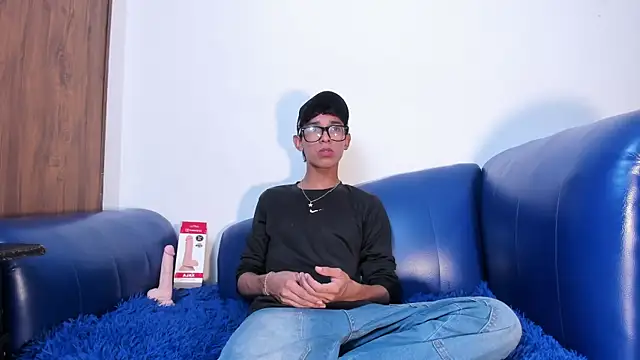 TwinkJoey webcam show