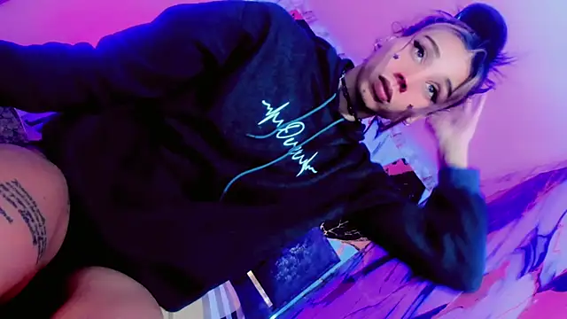 Show modela sexyhornyx_ na web-kameri