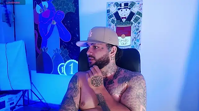 esteban_cloud Show in webcam