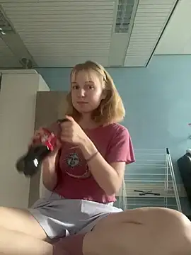 chicbabybunny Webcam Show