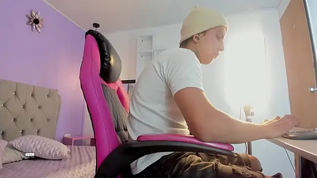 mario-leon webcam show