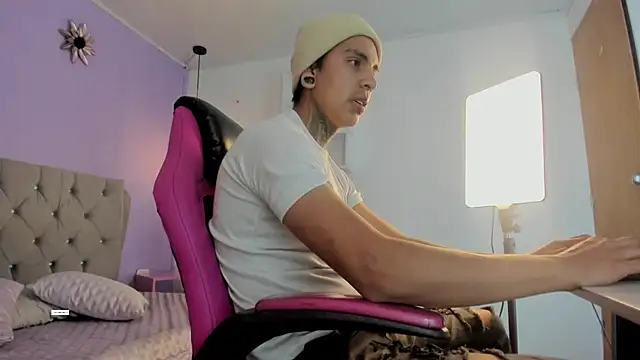 mario-leon webcam show
