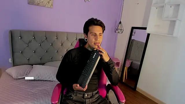 mario-leon Webcamshow