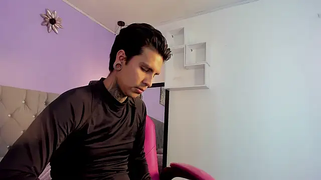 mario-leon Webcamshow