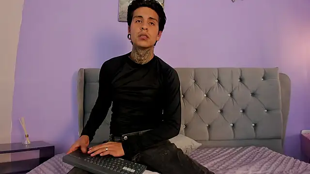 mario-leonn Webbikameraesitys