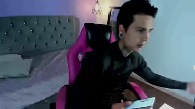 mario-leon Webcamshow