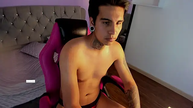 mario-leon Webcam Show
