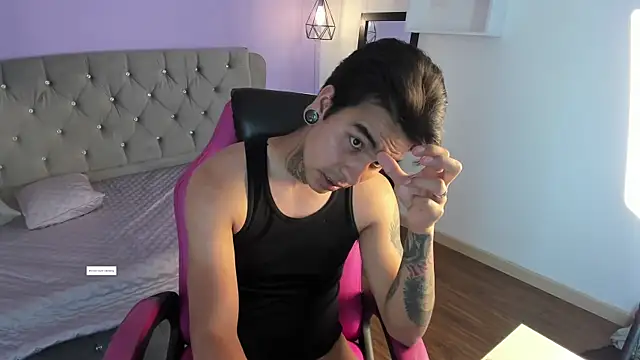 mario-leon Webcamshow
