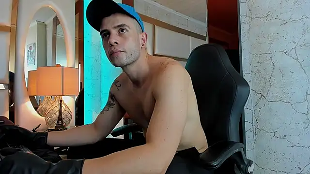 Show de Raziel_Duskbane na webcam