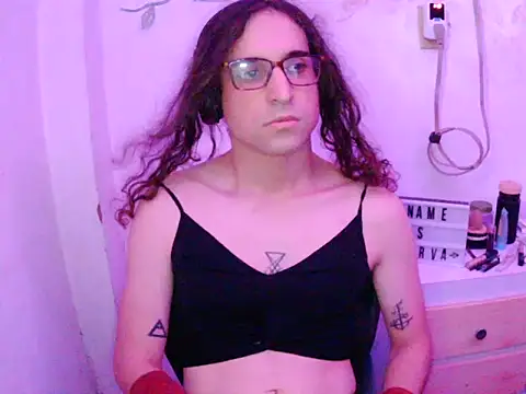LaCuerva19 Show in webcam