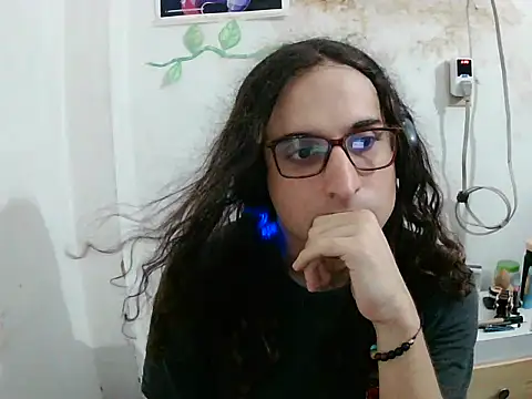 LaCuerva19 Show in webcam