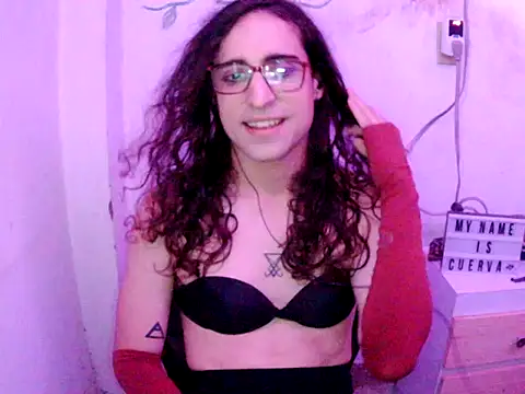 הופעת וובקאם של LaCuerva19