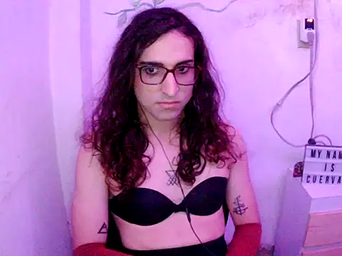 LaCuerva19 Webcam show