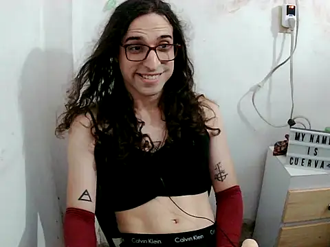 הופעת וובקאם של LaCuerva19