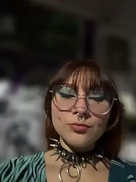 leah_bloom_ 现场XXX聊天