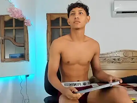 nedye_rouss 在線直播表演