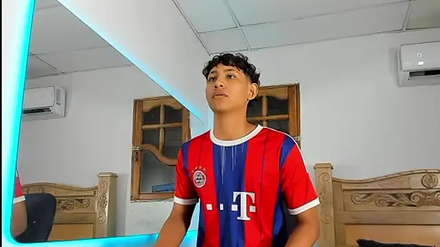 Webkamerová show nedye_rouss