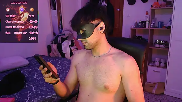 NoFaceMale – webcam-show