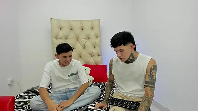 Junior_manuel26_: вебкам-шоу