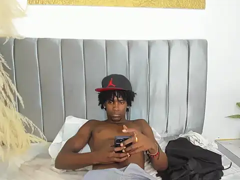 reniek_06 Show in webcam