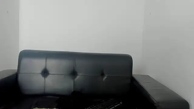 reniek_06 Show in webcam