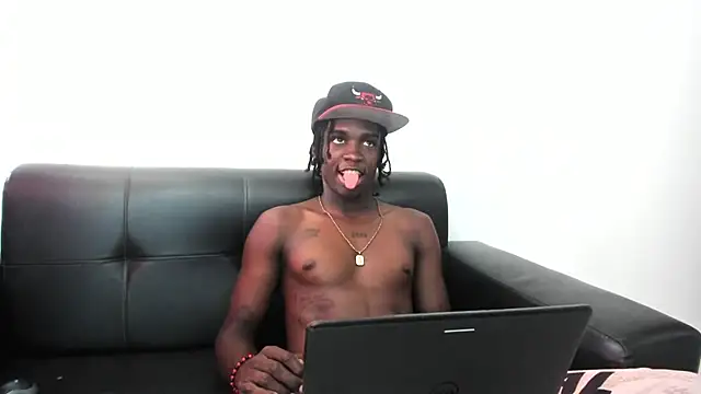 reniek_06 Chat XXX live