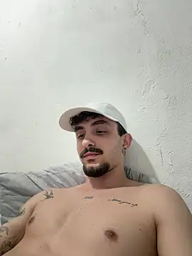 NovinnGB Webcamshow