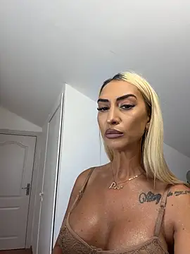KelseyJunes: вебкам-шоу